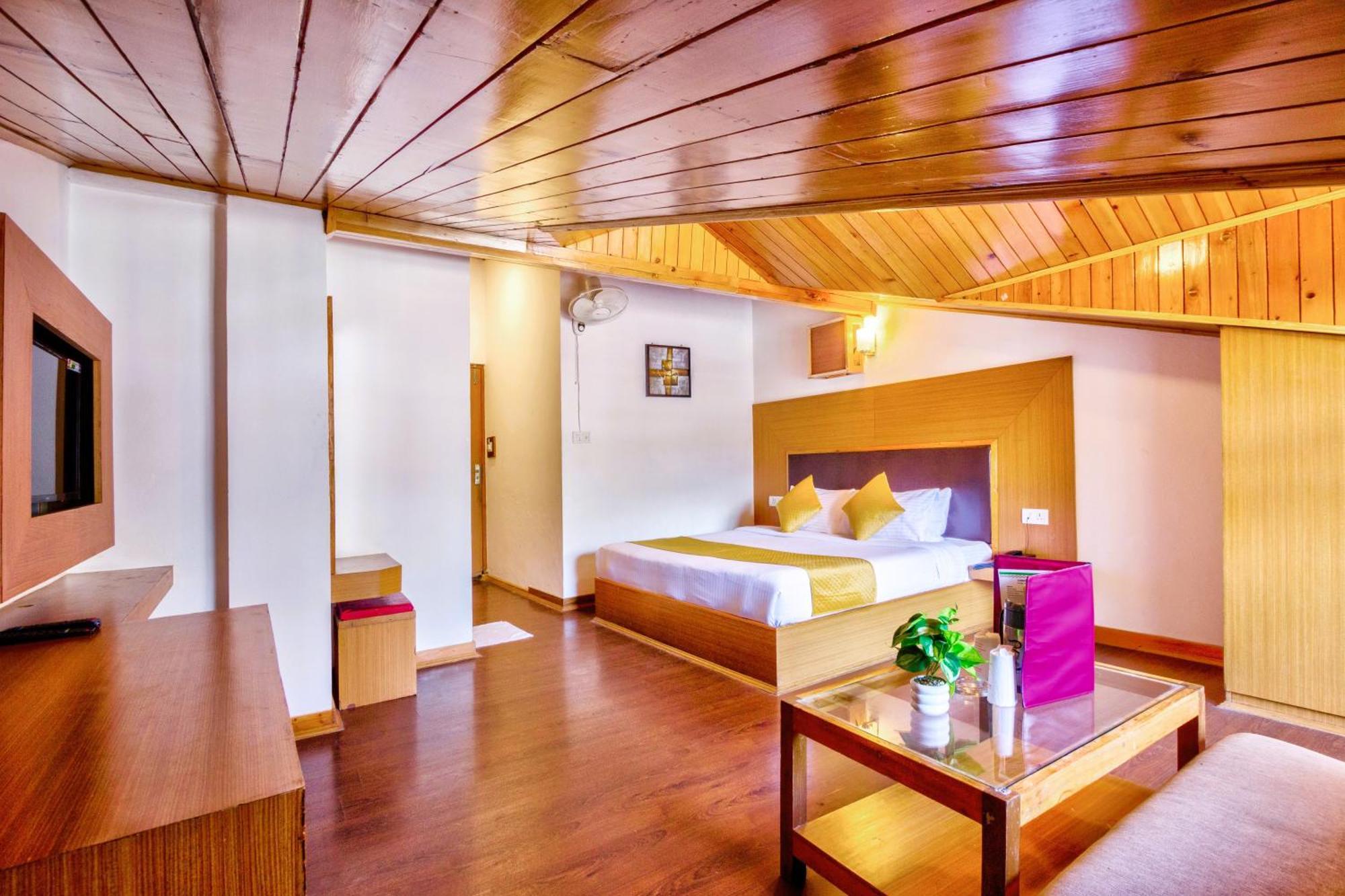 Hotel Greenfields Manāli Dış mekan fotoğraf